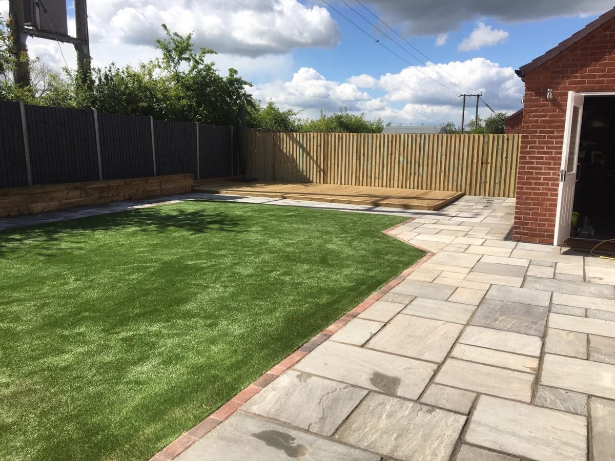 Landscaping job 158 Pic 10 Diggs Gardens